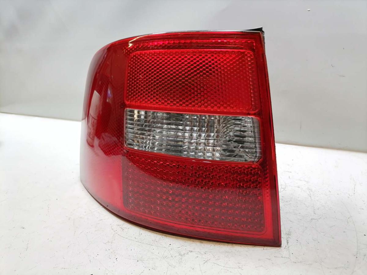 Audi A6 4B Rücklicht Rückleuchte Schlussleuchte links Zubehör Kombi Avant Facelift Bj.2004